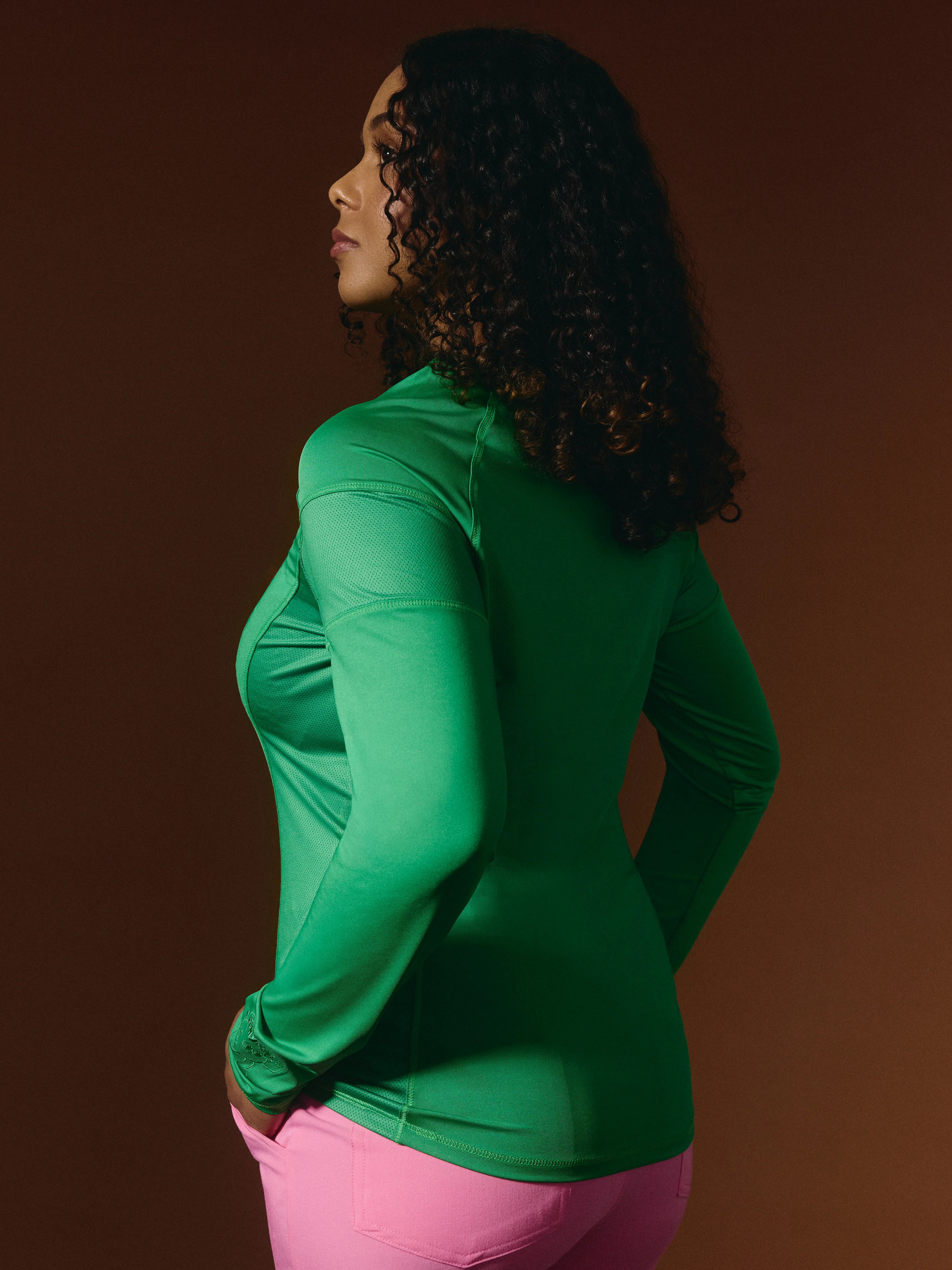 G-M x Pony - Chandail Underscrub Ultra-Performant - Green - ''Care Club'' - Manches Longues Pour Femme - Image 4