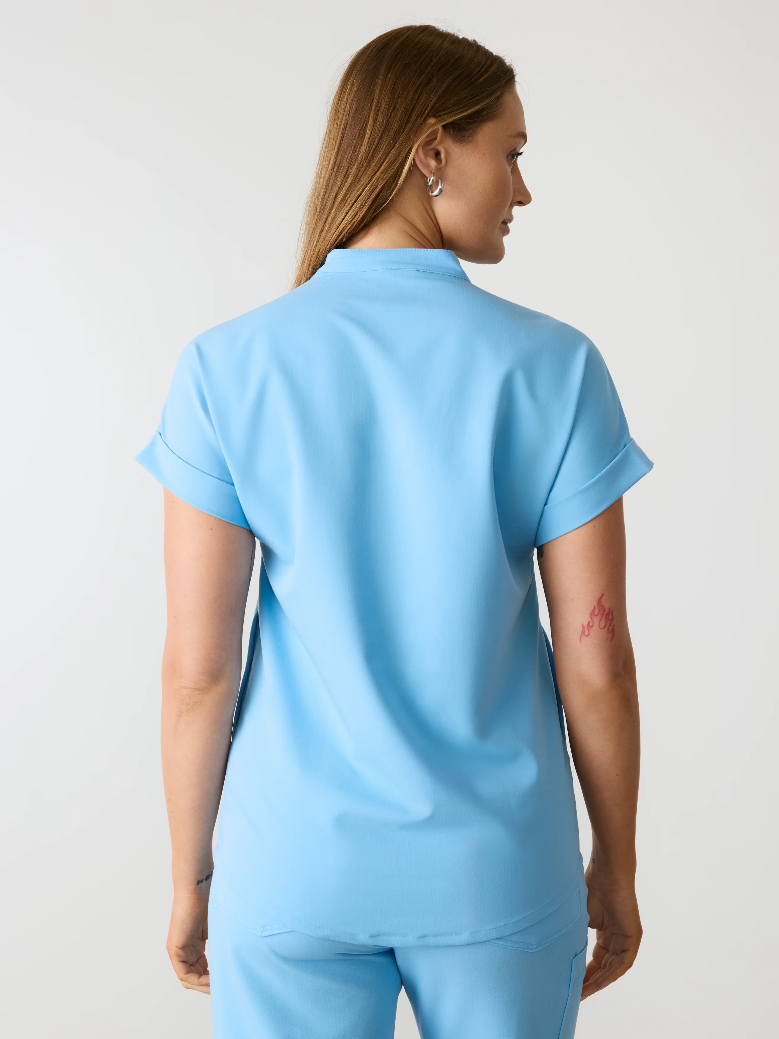 CHARLIE RE-GARDE™ - CLASSIC BLUE - Mandarine Collar Scrub Top - SILVADUR™ - Image 3