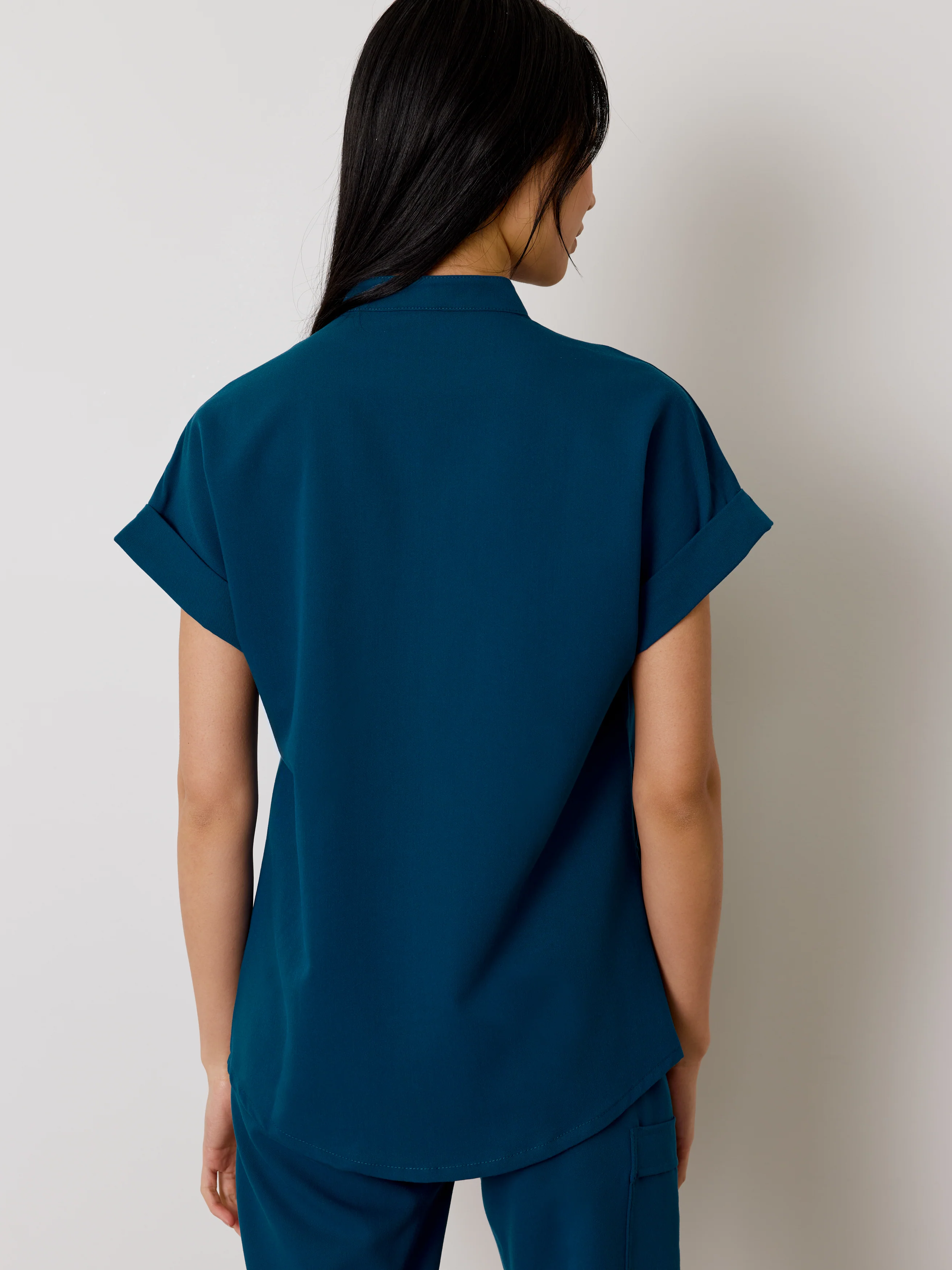 CHARLIE RE-GARDE™ - OPAL BLUE - Mandarine Collar Scrub Top - SILVADUR™ - Image 3