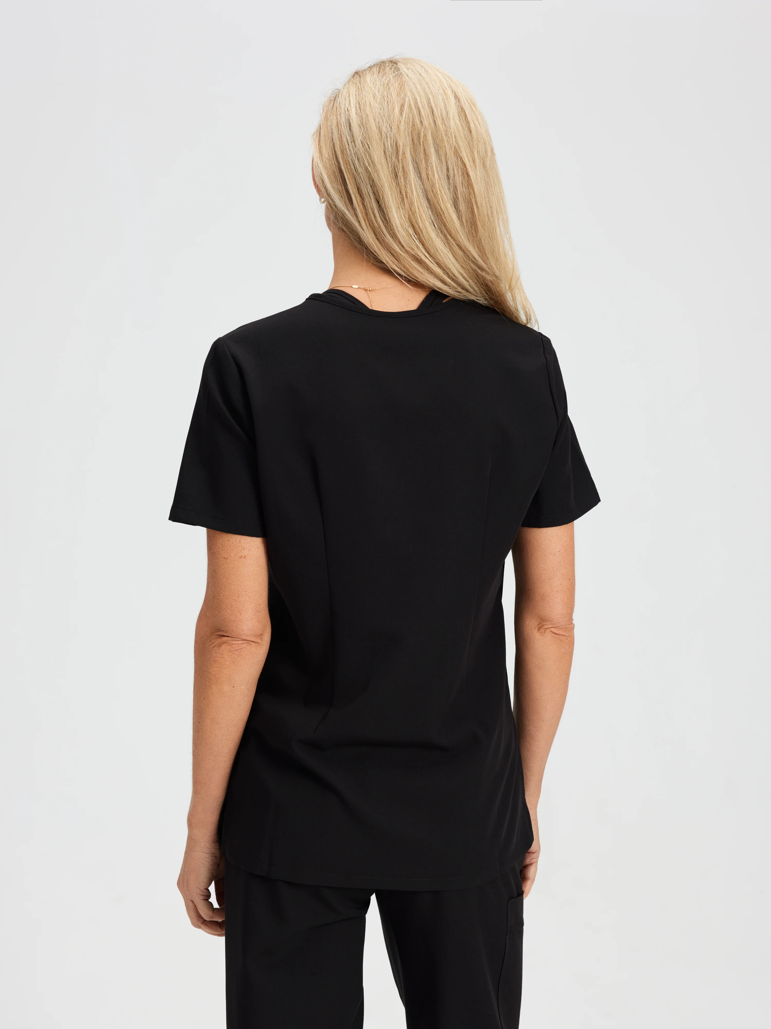 CHLOE RE-GARDE™ - BLACK - Three Pockets Scrub Top - SILVADUR™ - Image 3