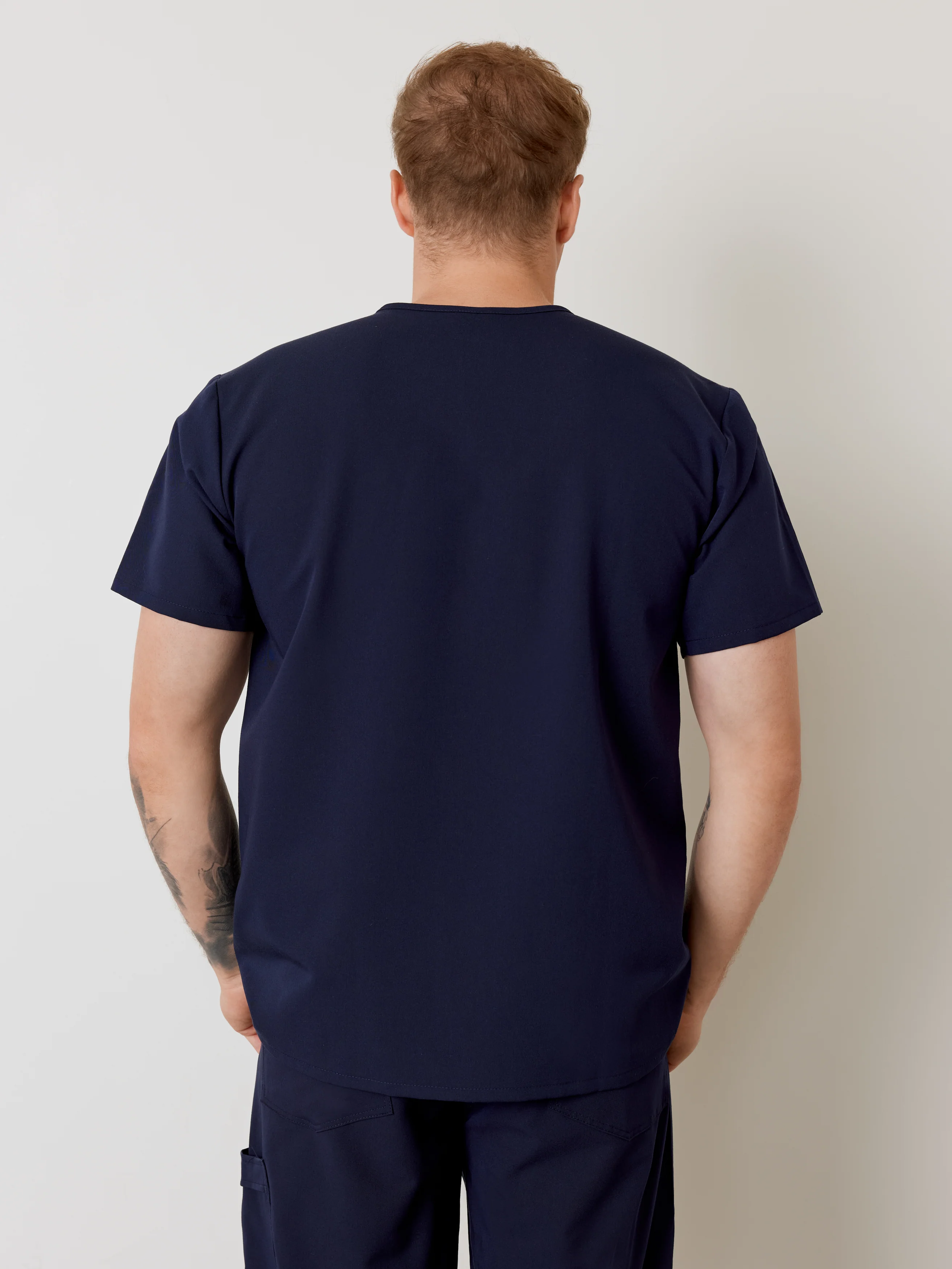 LOGAN RE-GARDE™ - NAVY - One Pocket Men's Scrub Top - SILVADUR™ - Final Sale - Image 3