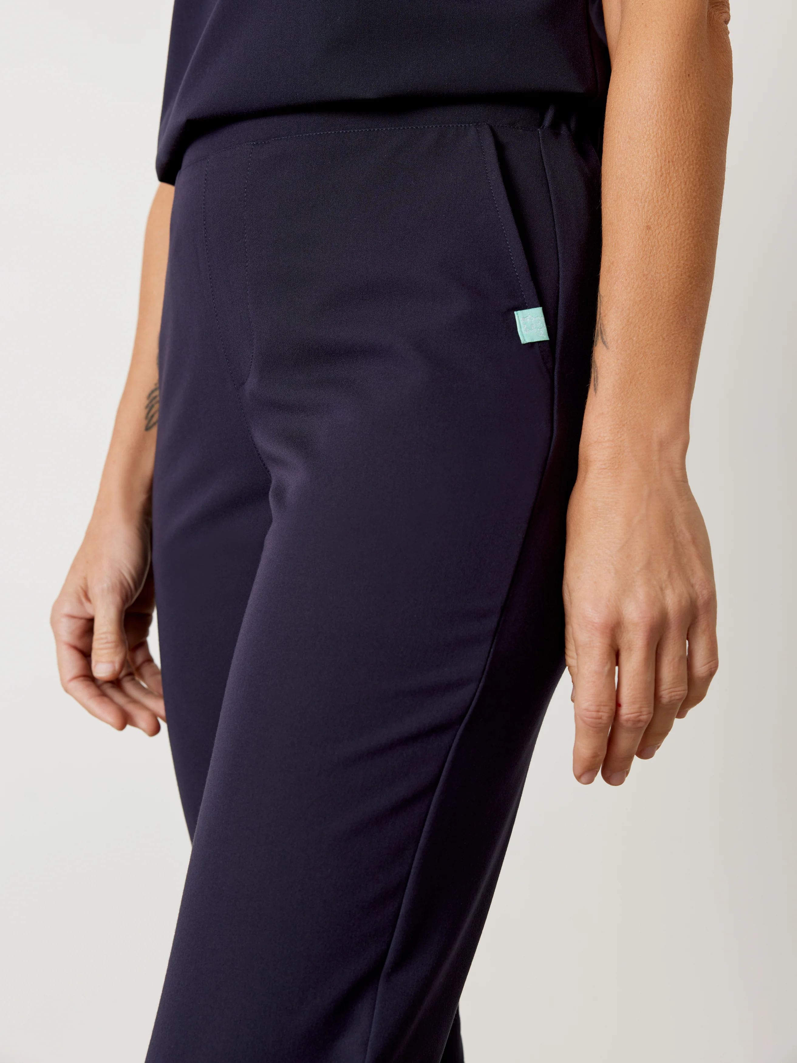 EVA RE-GARDE™ - NAVY - 7/8 Scrub Pants - SILVADUR™ - Final Sale - Image 3