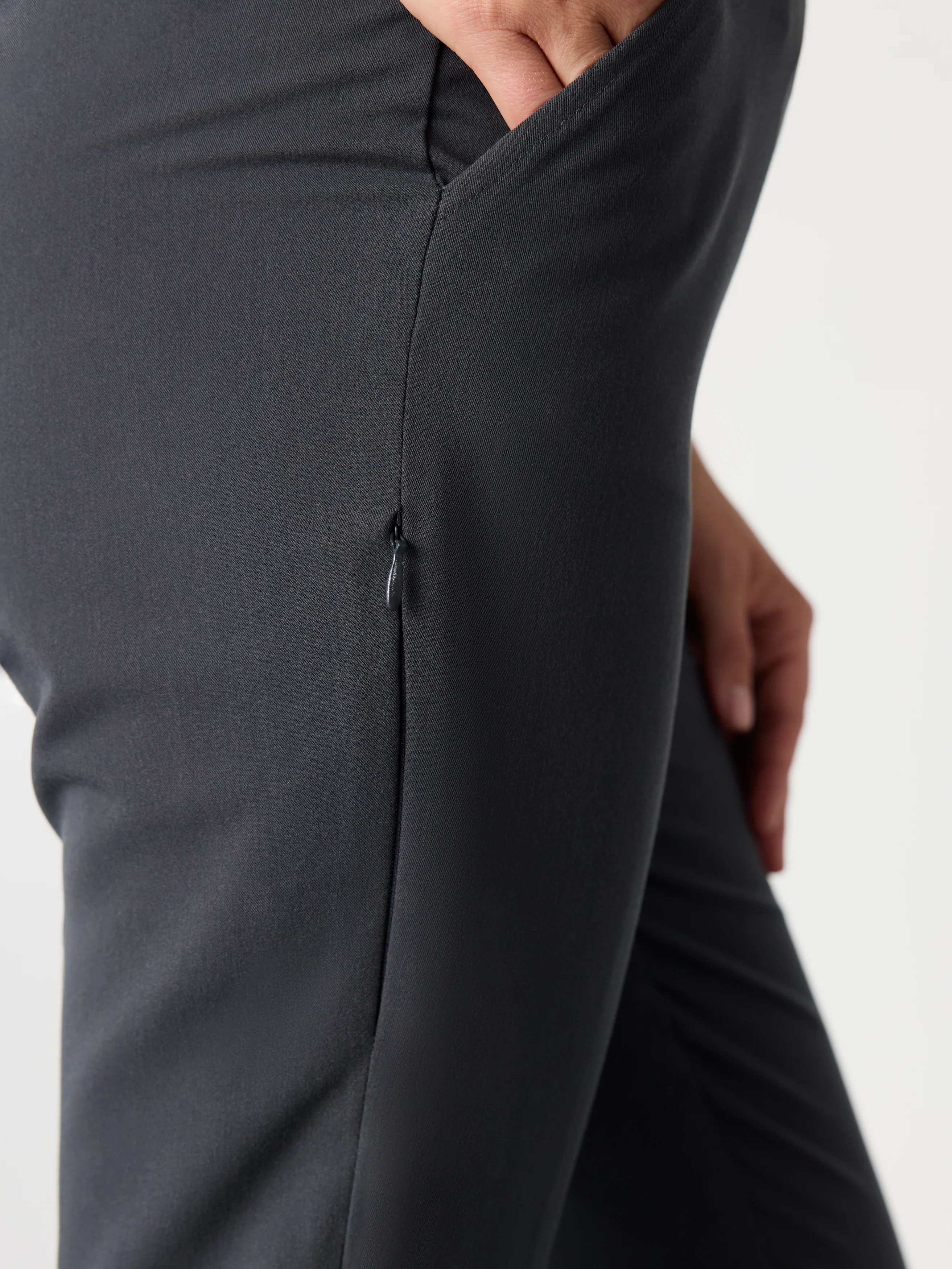 EVA RE-GARDE™ - CHARCOAL - 7/8 Scrub Pants - SILVADUR™ - Image 4