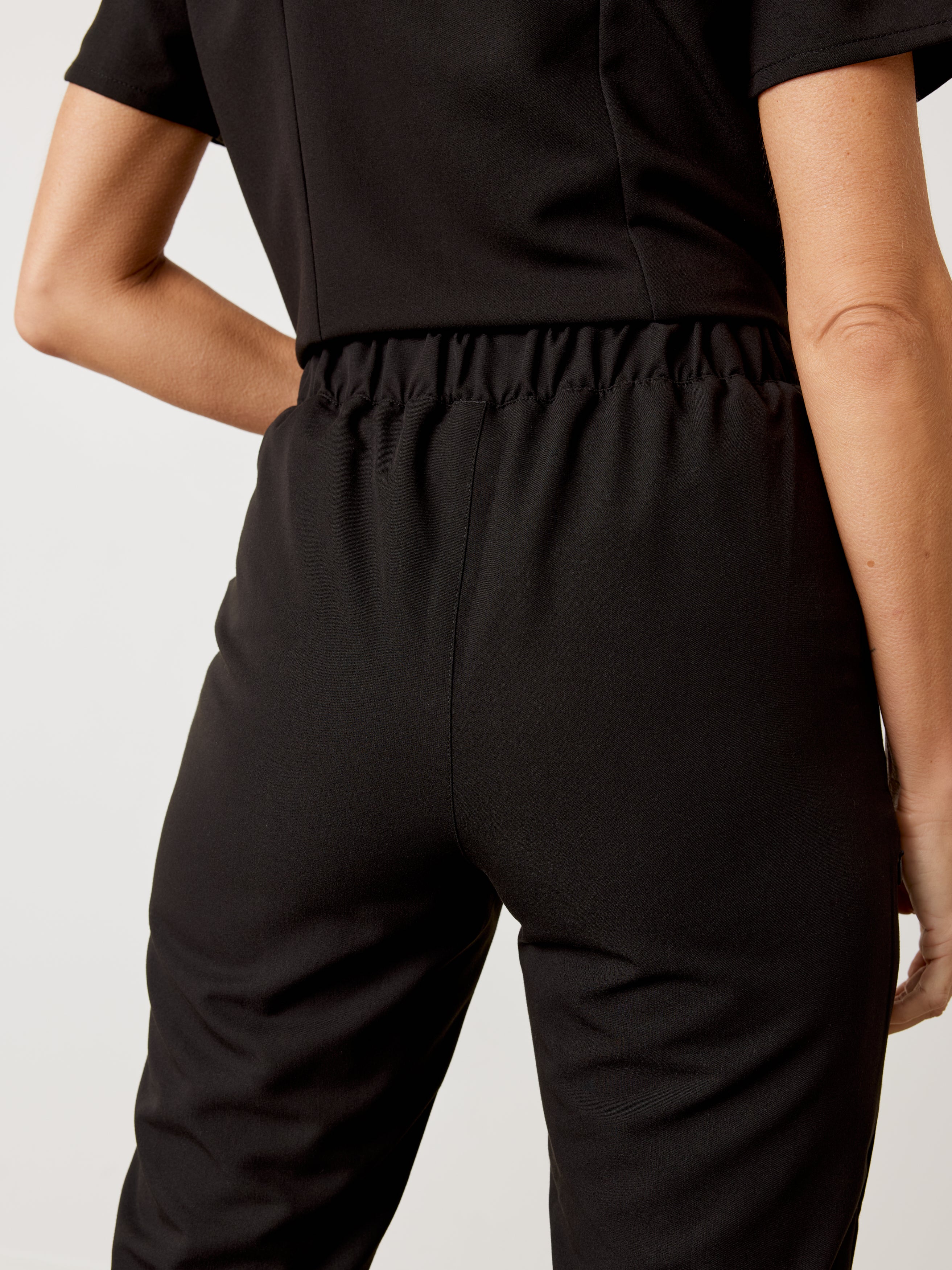 EVA RE-GARDE™ - BLACK - 7/8 Scrub Pants - SILVADUR™ - Image 5