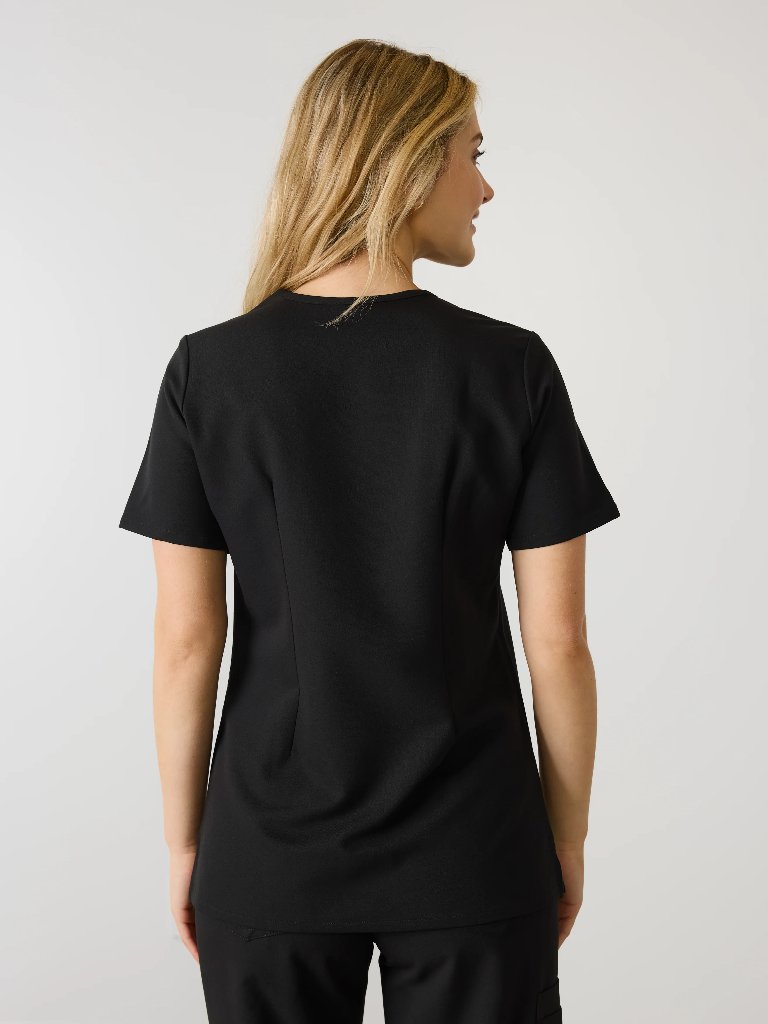 GABRIELLE RE-GARDE™ - BLACK - One Pocket Scrub Top - SILVADUR™ - Image 3