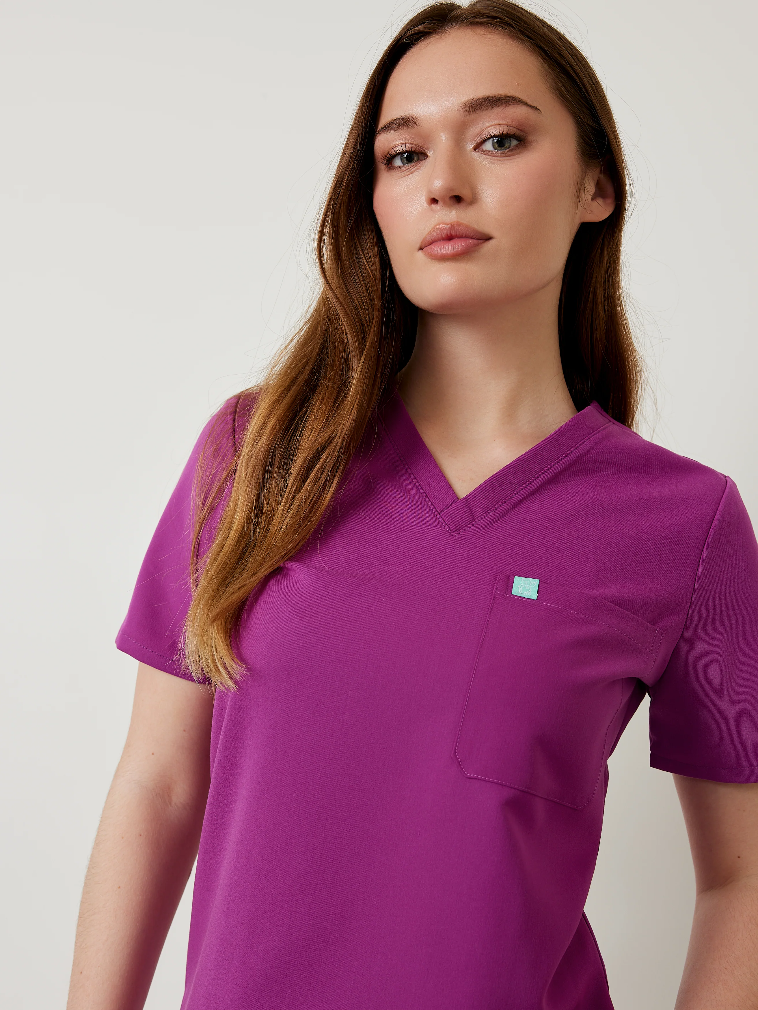 GABRIELLE RE-GARDE™ - POURPRE - One Pocket Scrub Top - SILVADUR™ - Final Sale - Image 2