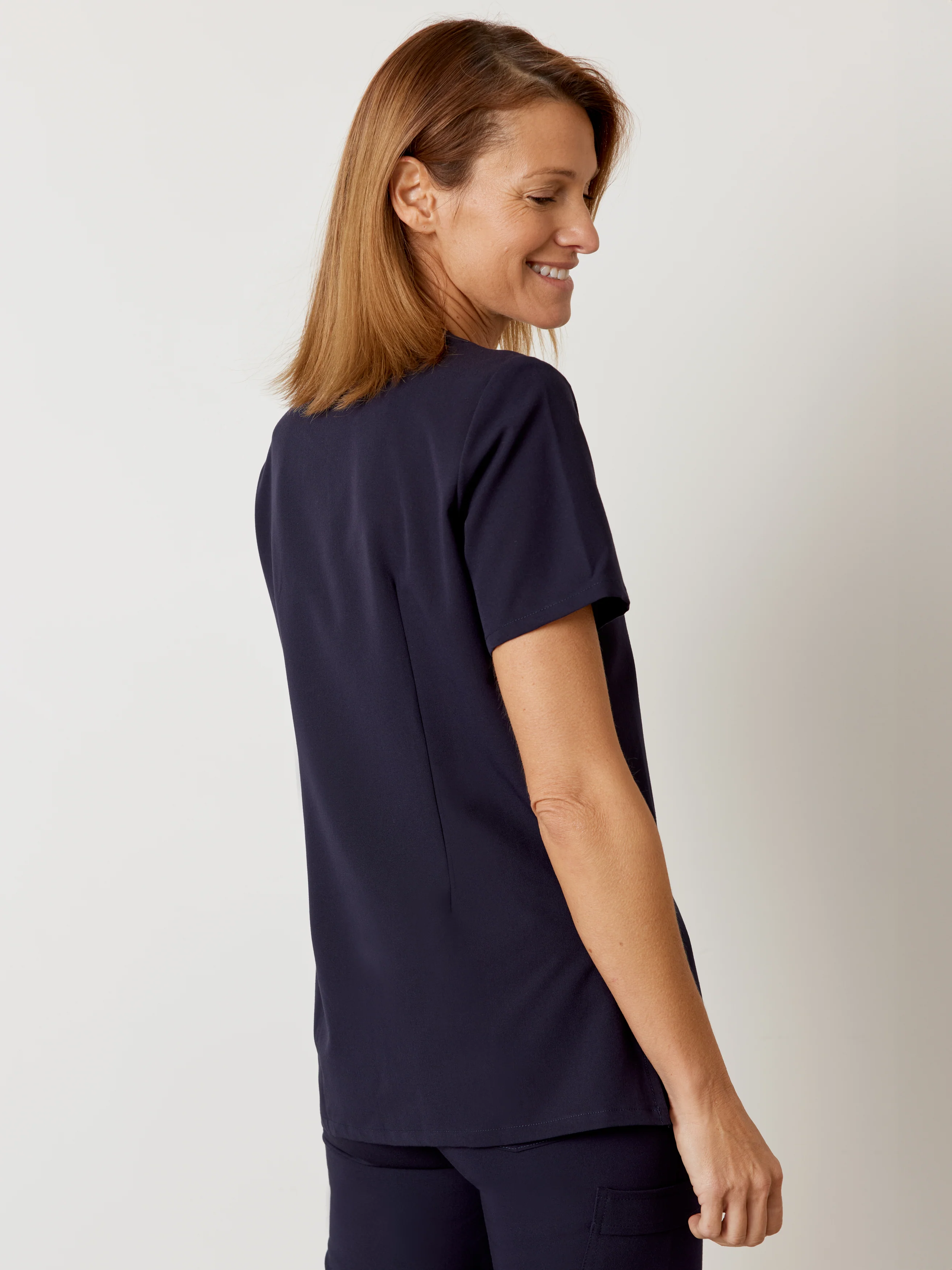 GABRIELLE RE-GARDE™ - NAVY - One Pocket Scrub Top - SILVADUR™ - Final Sale - Image 3