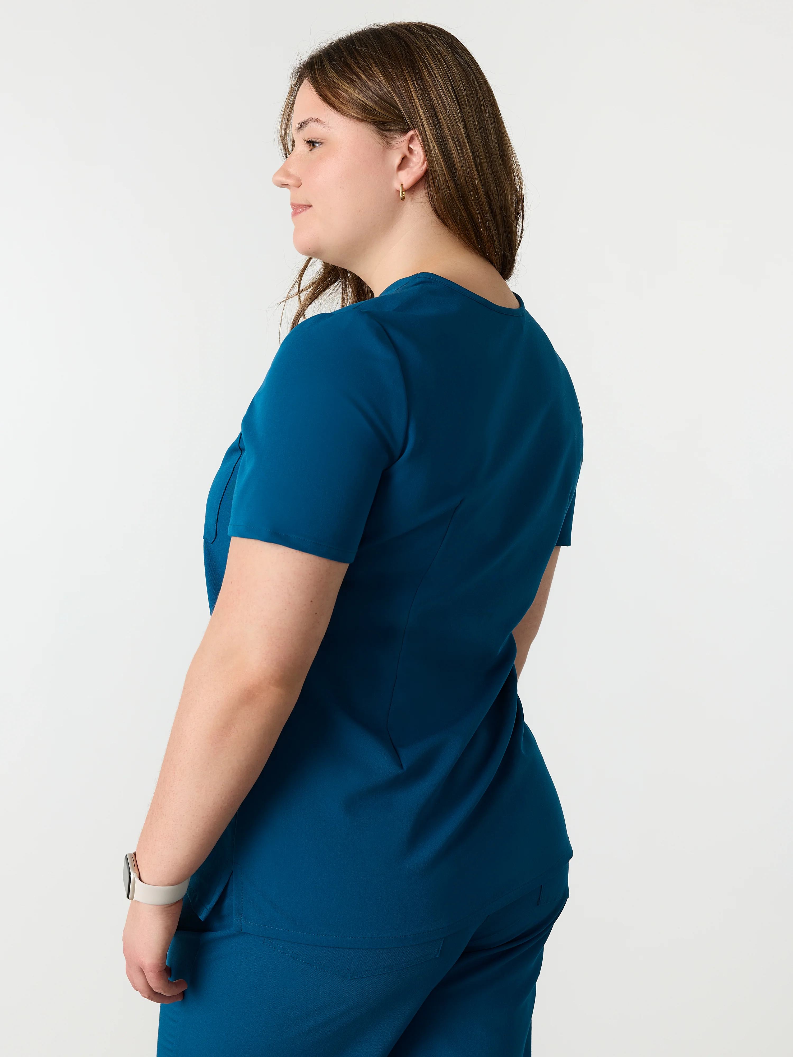 LIV RE-GARDEâ„¢ - OPAL BLUE - Three Pockets Scrub Top - SILVADURâ„¢ - Image 3