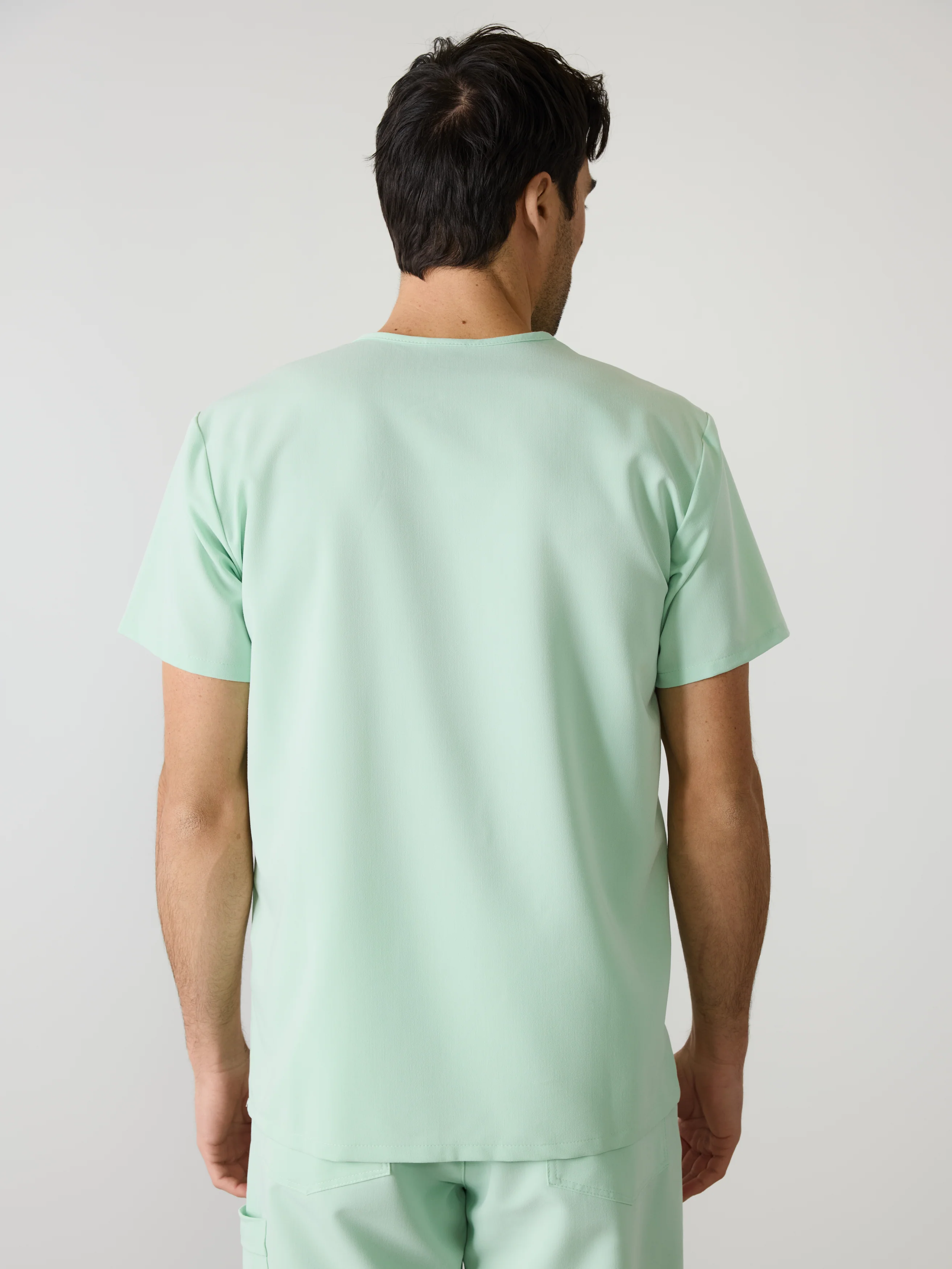 LOGAN RE-GARDE™ - MISTY MINT - One Pocket Men's Scrub Top - SILVADUR™ - Image 3