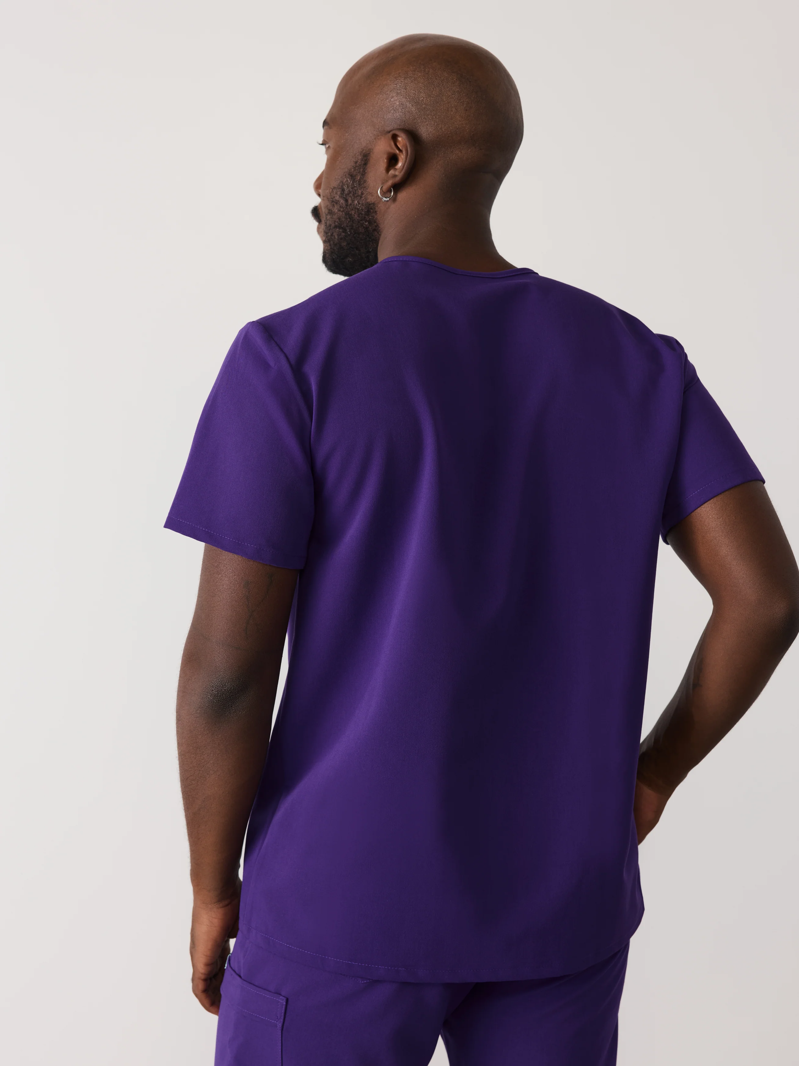 LOGAN RE-GARDEâ„¢ - MIDNIGHT VELVET - One Pocket Men's Scrub Top - SILVADURâ„¢ - Final Sale - Image 3