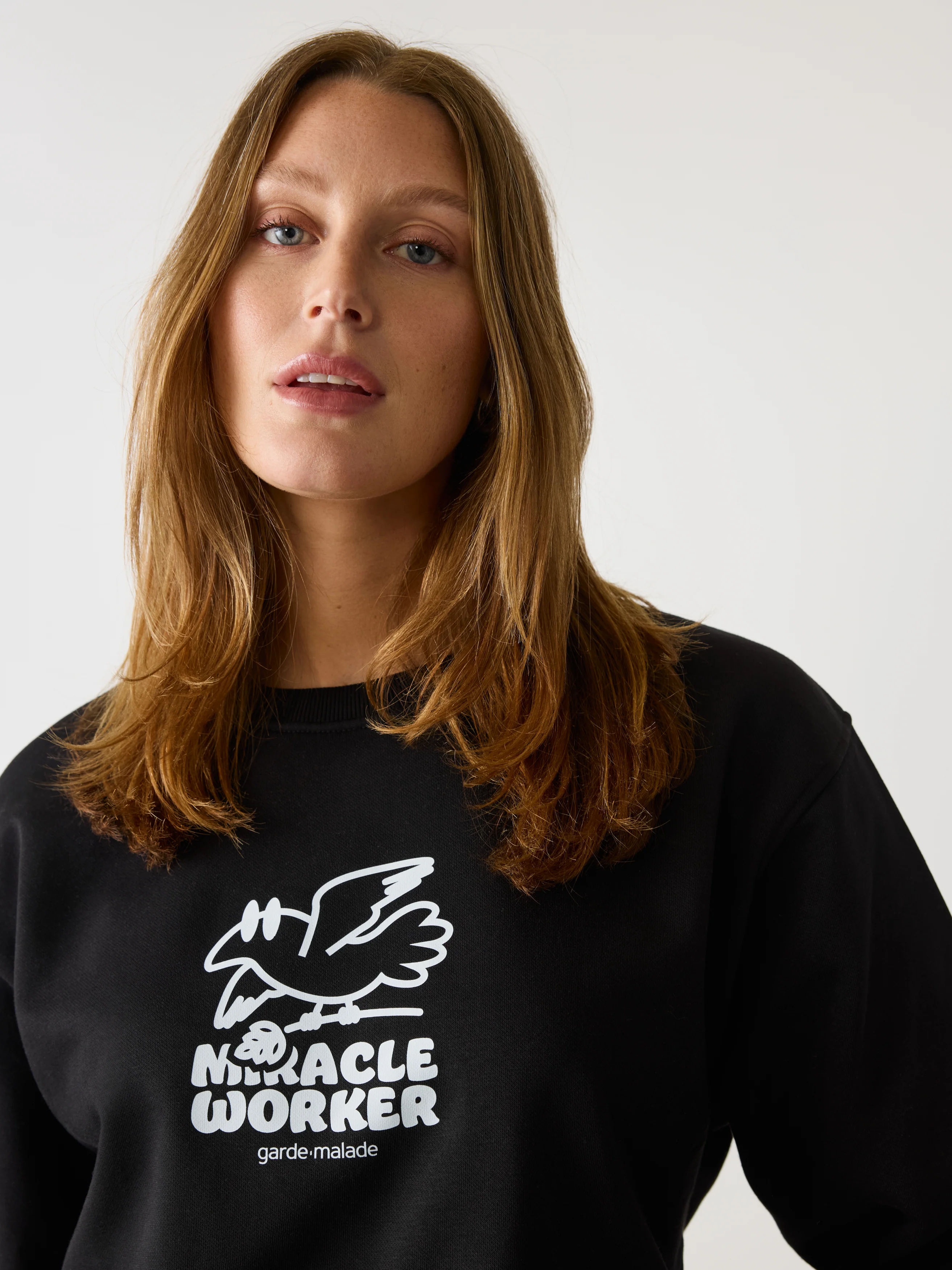 Miracle Worker - Crewneck Black - Image 2