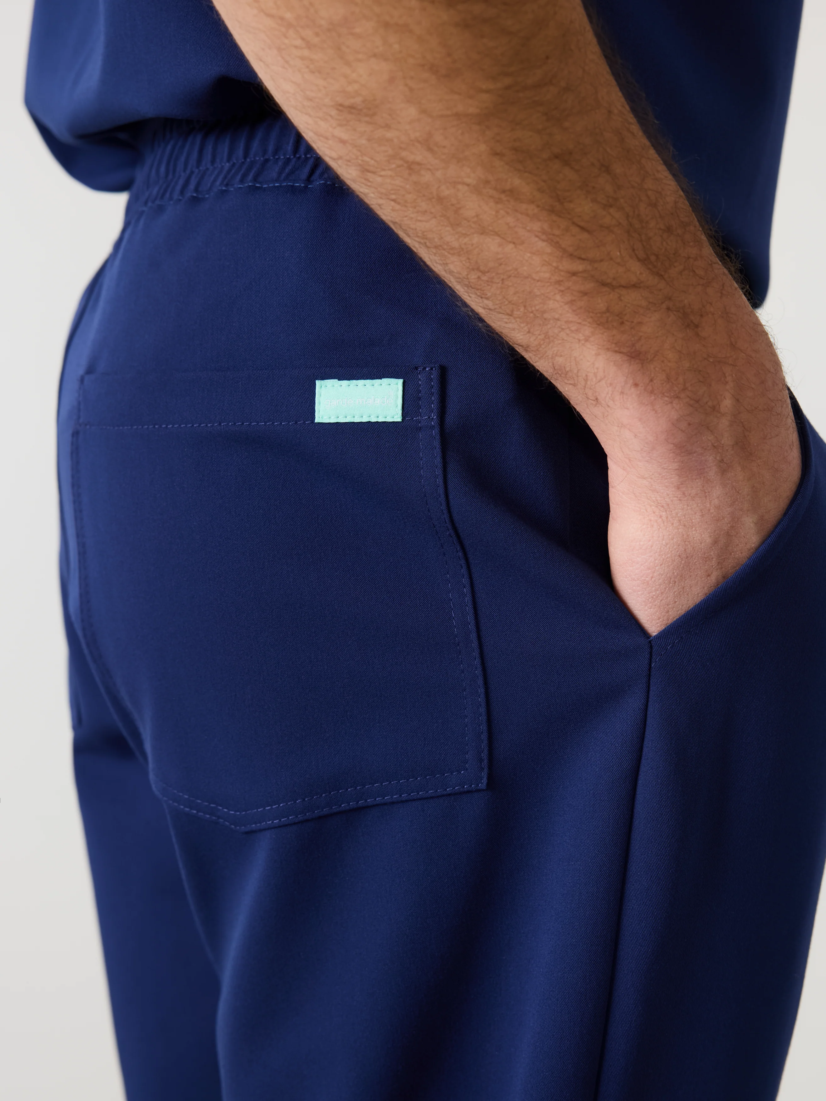 WILLIAM RE-GARDE™ - MODERN NAVY - Men's Jogger Pants - SILVADUR™ - Image 3