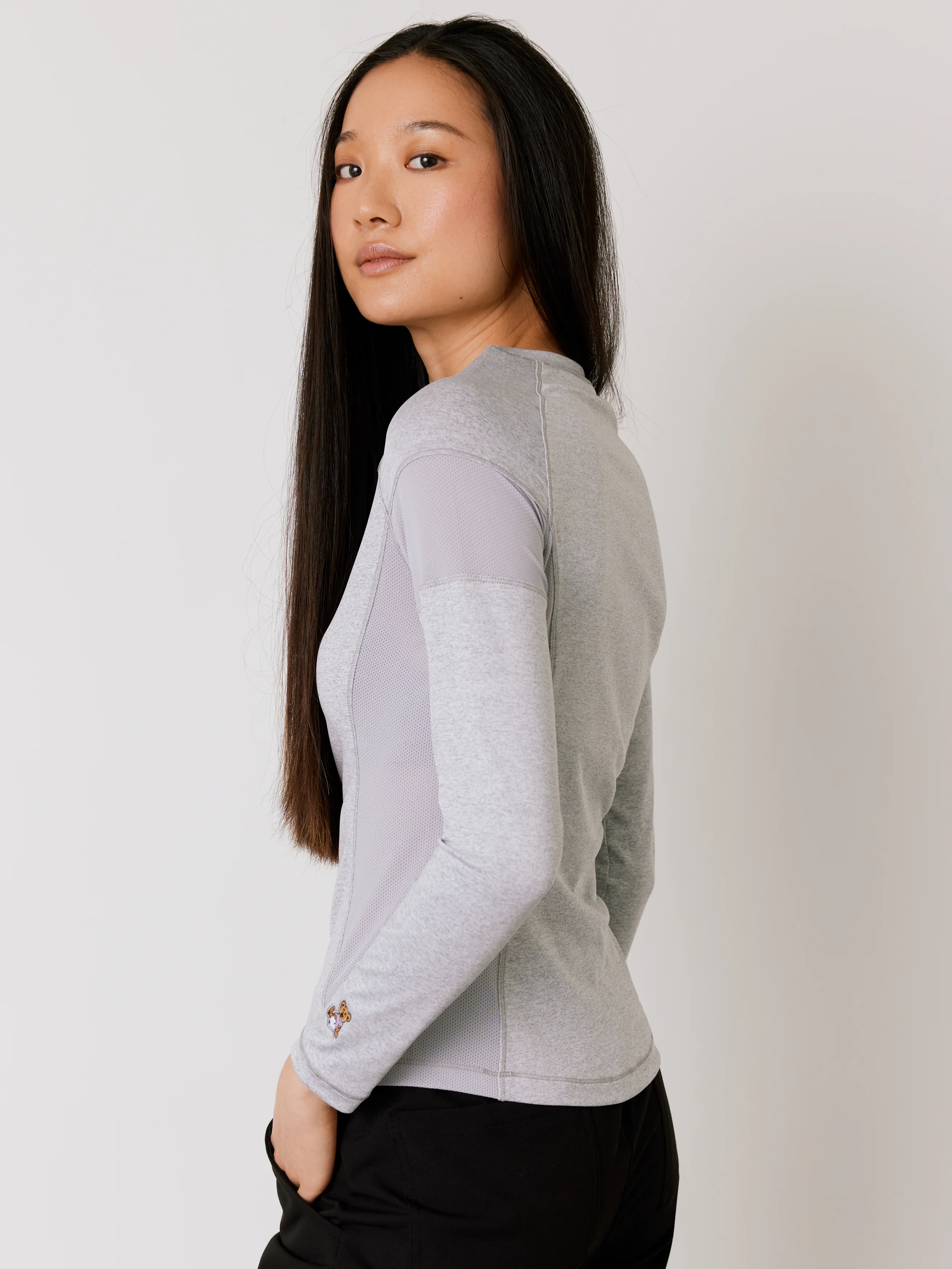 Women High-Performance Underscrub - Heather Grey - Long Sleeves - Image 4